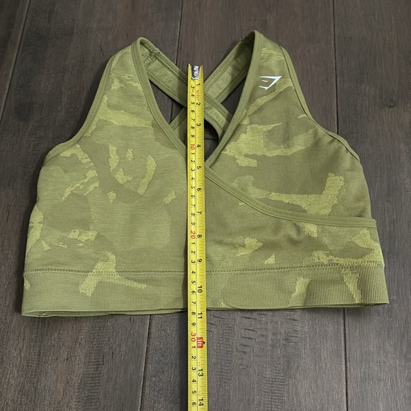 Gymshark padded bra - Picture 9 of 16